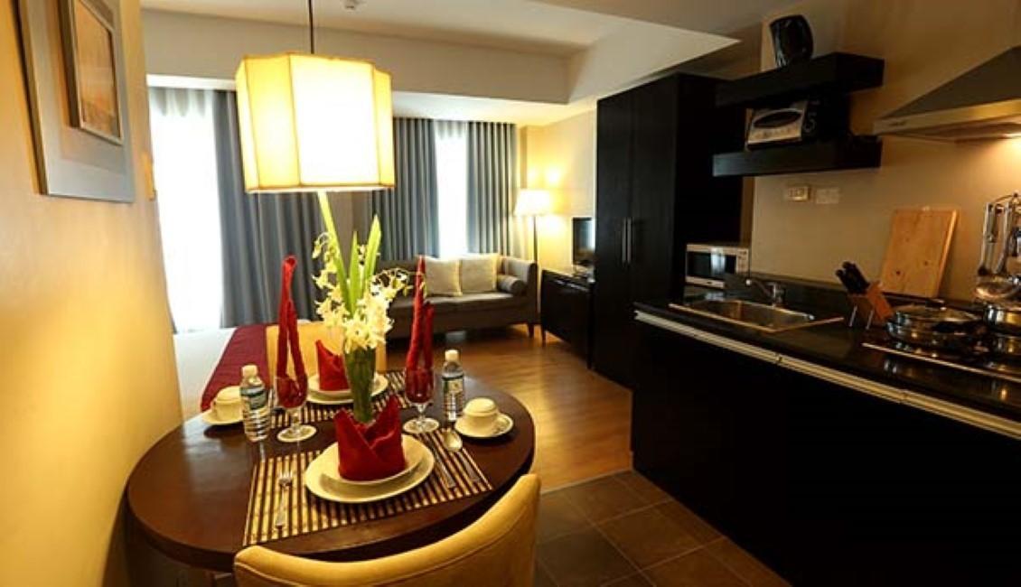 Mandaluyong Lancaster Hotel Manila מראה חיצוני תמונה