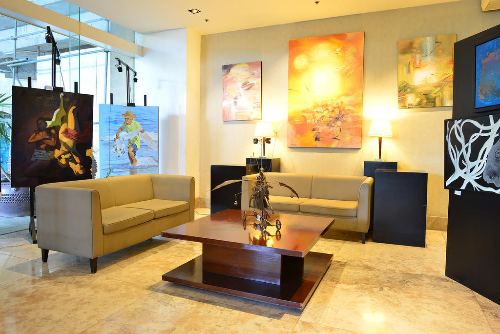 Mandaluyong Lancaster Hotel Manila מראה חיצוני תמונה